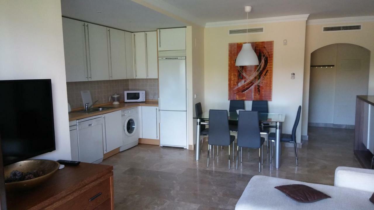 Costa Galera Apartment Estepona Bagian luar foto